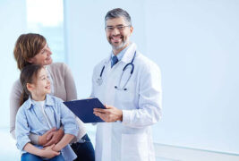 Cardiologists are doctors who specialize in diagnosing and trting diseases or conitions of the heart and blood.